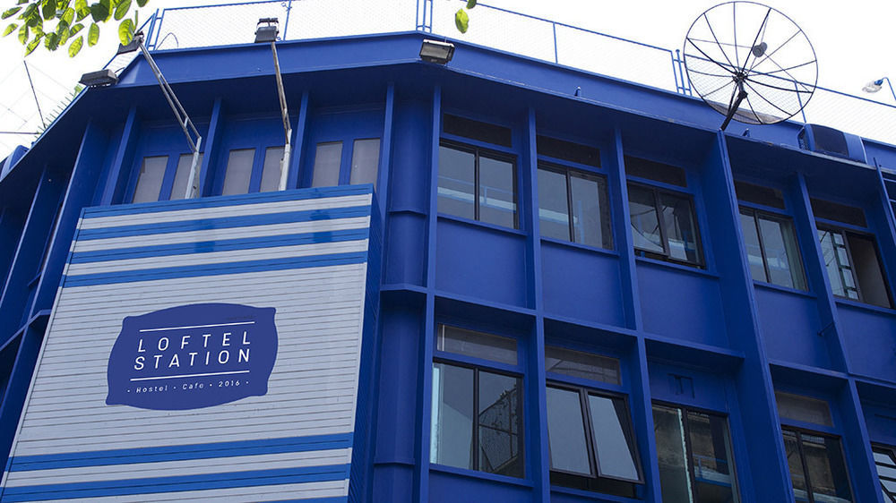 Loftel Station Hostel Bangkok Exterior photo